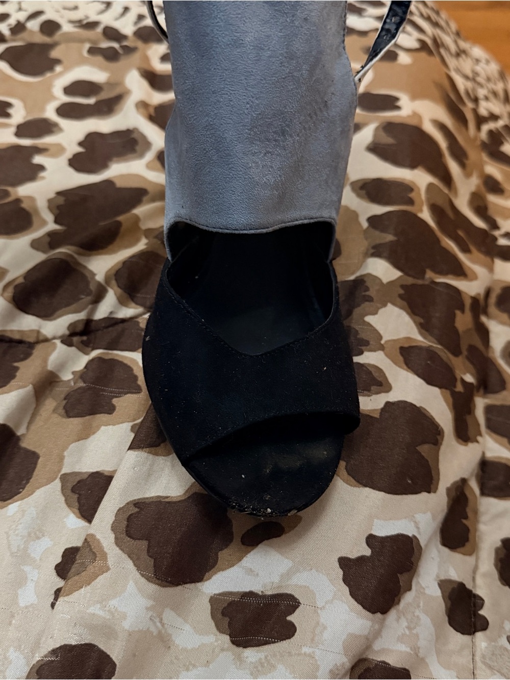 Zara Basic Gray Suede Mules with Neutral Strap